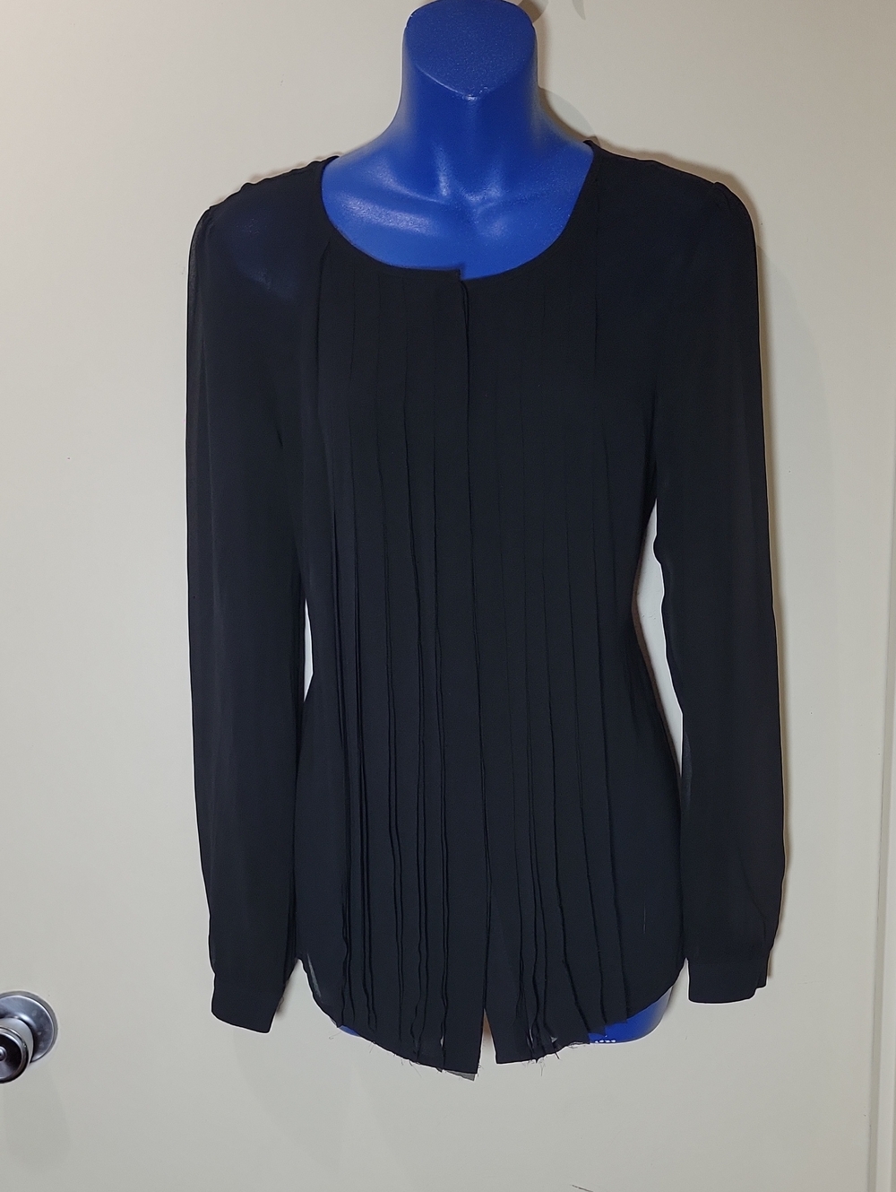 LOFT Black Long-Sleeve Pleated Front Blouse